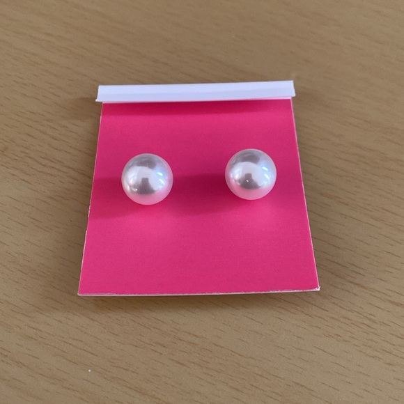 NEW Kate Spade Signature Spade ♠️ or Pearl Reversible Stud Earrings (2-in-1) - Picture 2 of 3